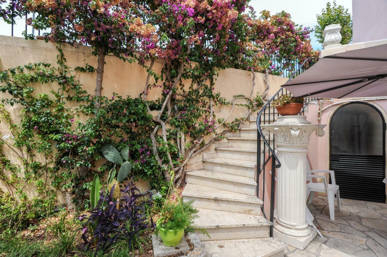 Le Vauban Otel Villefranche-sur-Mer Dış mekan fotoğraf
